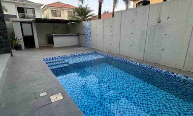 CASA DE VENTA EN URBANIZACIÓN VISTA SOL