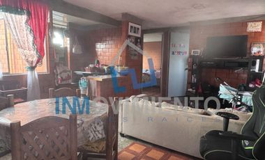 AMPLIO DEPARTAMENTO DENTRO DE PRIVADA