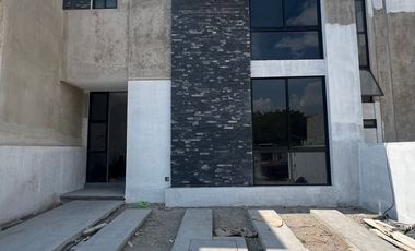 Casa de venta en Comala, a2 cuadras de Avenida Parotas, Real de Comala