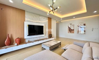 Fully Furnished 3 Bedroom Unit with 2 Parking Slots in Aspen Tower Filinvest Alabang Muntinlupa For Sale