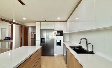 Fully Furnished 3 Bedroom Unit with 2 Parking Slots in Aspen Tower Filinvest Alabang Muntinlupa For Sale