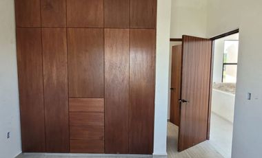 Se vende casa en Comala 3 recamaras 3 baños, cerca de carretera y andador parota.