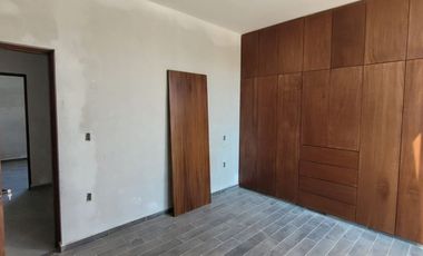 Se vende casa en Comala 3 recamaras 3 baños, cerca de carretera y andador parota.