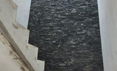 Se vende casa en Comala 3 recamaras 3 baños, cerca de carretera y andador parota.