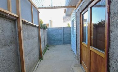 SINCRÓNICA PROPIEDADES ARRIENDA LINDA CABAÑA EN ALGARROBO NORTE, MIRASOL