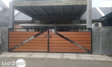 Dijual 2 Rumah Gandeng Jalan Sriwijaya Raya Sentraland Boulevard Parung Panjang Bogor Murah Bagus Nyaman Siap Huni Bisa Buat Usaha