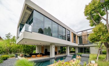More Than a Home — A Sanctuary of Inspiration and Relaxation  For Sale: A Luxurious Riverside Vacation Home in Ayutthaya Modern, elegant