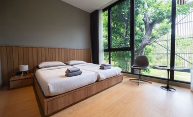 More Than a Home — A Sanctuary of Inspiration and Relaxation  For Sale: A Luxurious Riverside Vacation Home in Ayutthaya Modern, elegant
