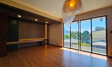 LUXURIOUS SINGLE DETACHED HOUSE AND LOT IN BF HOMES PARANAQUE CITY