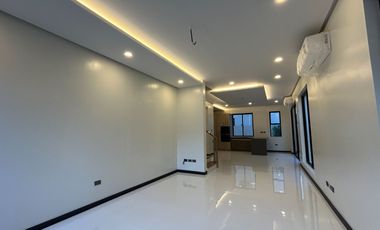 3 Level Towering Beauty in BF Homes Paranaque
