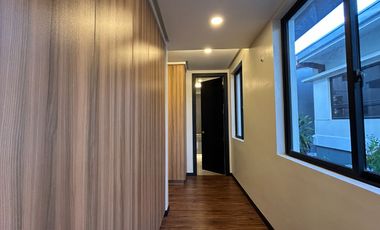 3 Level Towering Beauty in BF Homes Paranaque