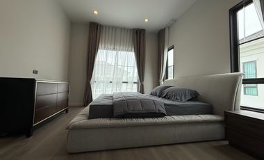 Luxury Detached House, Setthasiri Bangna KM.10, Near Mega Bangna