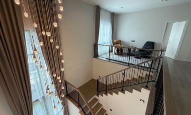 Luxury Detached House, Setthasiri Bangna KM.10, Near Mega Bangna