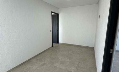 Casa en renta dentro de privada