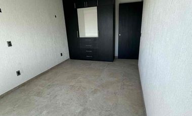 Casa en renta dentro de privada