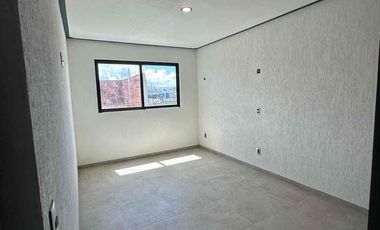 Casa en renta dentro de privada