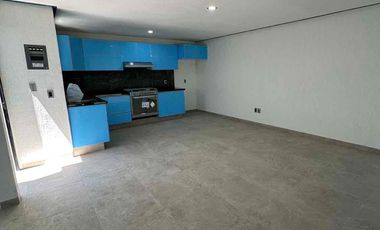 Casa en renta dentro de privada