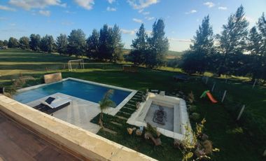Venta Terralagos Casa 6 ambientes Canning
