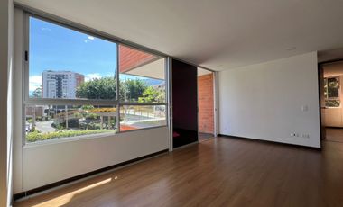 Apartamento en Arriendo en Esmeraldal ,Envigado.Medellin