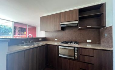Apartamento en Arriendo en Esmeraldal ,Envigado.Medellin