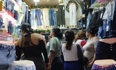 EDIFICIO COMERCIAL EXCELENTE UBICACION CORAZON DE LA BAHIA