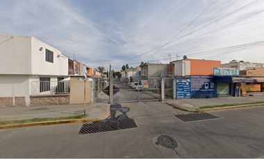 Casa en privada Bosques de Eucalipto, El Bosque Tultepec, Fraccionamiento Paseos de Tultepec II, Tultepec, México, México. ¡NO CRÉDITOS!