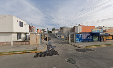 Casa en privada Bosques de Eucalipto, El Bosque Tultepec, Fraccionamiento Paseos de Tultepec II, Tultepec, México, México. ¡NO CRÉDITOS!