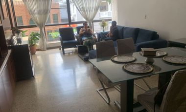 SE ARRIENDA APARTAMENTO