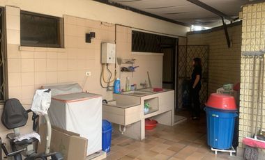 SE ARRIENDA APARTAMENTO