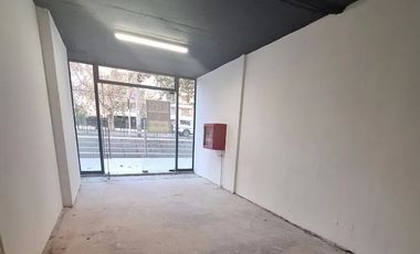Pedro De Valdivia / Sucre Local Comercial Excelente Barrio