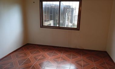 SE VENDE CASA A PASOS DEL CENTRO DE ANGOL