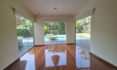 Fina Residencia 820 m² en Exclusivo Condominio - La Molina