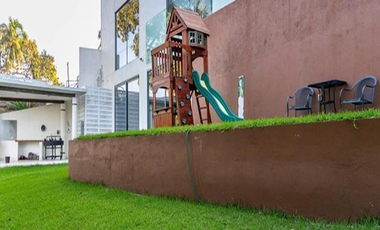 VENTA DE HERMOSA CASA