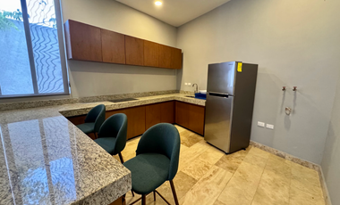 Departamento estilo Townhouse en renta en Cholul, Mérida