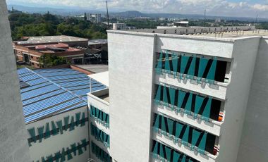 VENDO CONSULTORIOS CLINICA CENTRAL DEL EJE