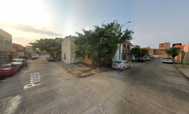 Casa en Propela, Puerto Esmeralda, Ver. ¡NO CRÉDITOS!