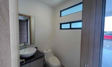 Casa en Venta en Cuautlancingo, 3 recámaras, Jardín, Roof Garden y Casa Club con Alberca