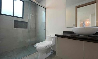 Casa en Venta en Cuautlancingo, 3 recámaras, Jardín, Roof Garden y Casa Club con Alberca