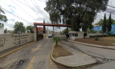 Casa en calle Roble, Tepanquiáhuac, San José del Puente, Cuautitlán Izcalli, México, México. ¡NO CRÉDITOS!