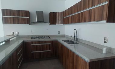 DEPARTAMENTO DE LUJO EN VILLAS DE IRAPUATO