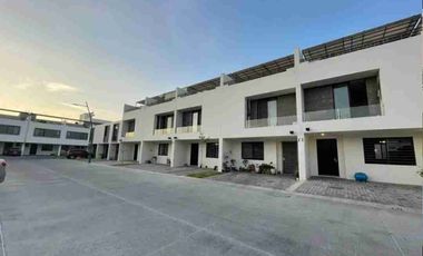 Estupenda casa en renta en Arboreto Residencial, Zapopan
