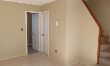 EN ANGOL, ARRIENDA CASA EN CONDOMINIO 3D Y 1B EN ANGOL A 7 MINUTOS DEL HOSPITAL NUEVO EN ANGOL