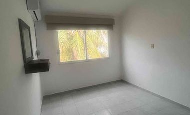 CASA EN VENTA EN GEOPINOS VERACRUZ CON 4 RECÁMARAS EN CLUSTER CON ALBERCA Y JARDIN $1,700,000 (SOLO CRÉDITOS BANCARIOS Y REC PROPIOS)