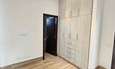 BLUE BAY-MOCOLI SAMBORONDON KM6, Vendo Hermosa casa vista al lago 3 dormitorios $620.000