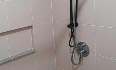 48.5sqm 2BR for lease furnished condominium in Brixton Place Kapitolyo Pasig City