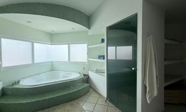 CASA EN VENTA EN FRACCIONAMIENTO LOMAS DE COCOYOC MORELOS