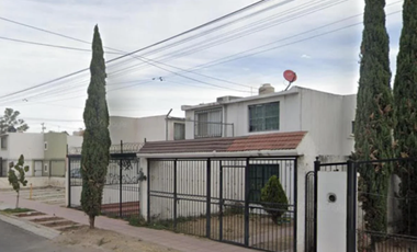 CASA EN VENTA Fraccionamiento Los Olivos de Tlaquepaque, San Pedro Tlaquepaque
