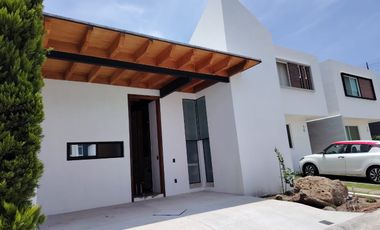 Casa Tipo Loft con Tecnologia Biotermica Sustentable en Coto Privado