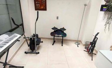 SE VENDE HERMOSO APARTAMENTO CERCA AL CAI DE PALERMO.