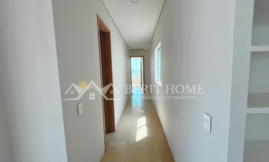 Penthouse con Piscina en Venta